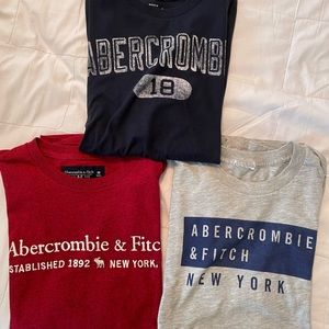 Abercrombie & Fitch short sleeve t-shirts. Size Medium. Red, Grey & Blue